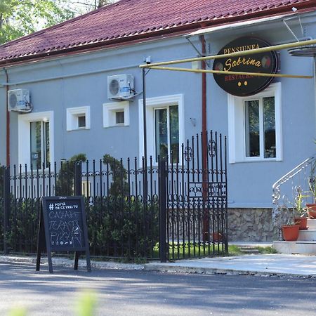 Pensiunea Sabrina Baile Lacu Sarat Екстериор снимка